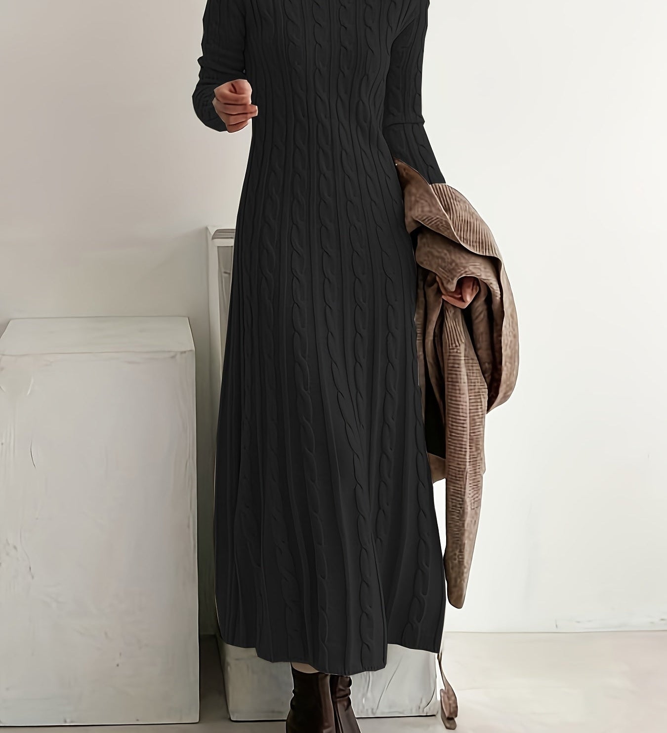 Alžběta | Elegantní pletené šaty s nadčasovou siluetou