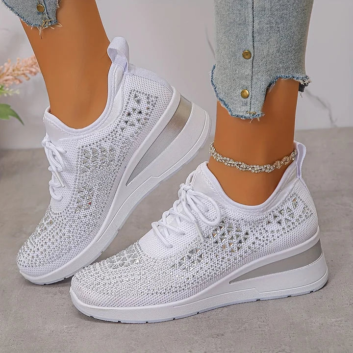 Kristýna – Pohodlné elegantní tenisky pro každodenní chůzi