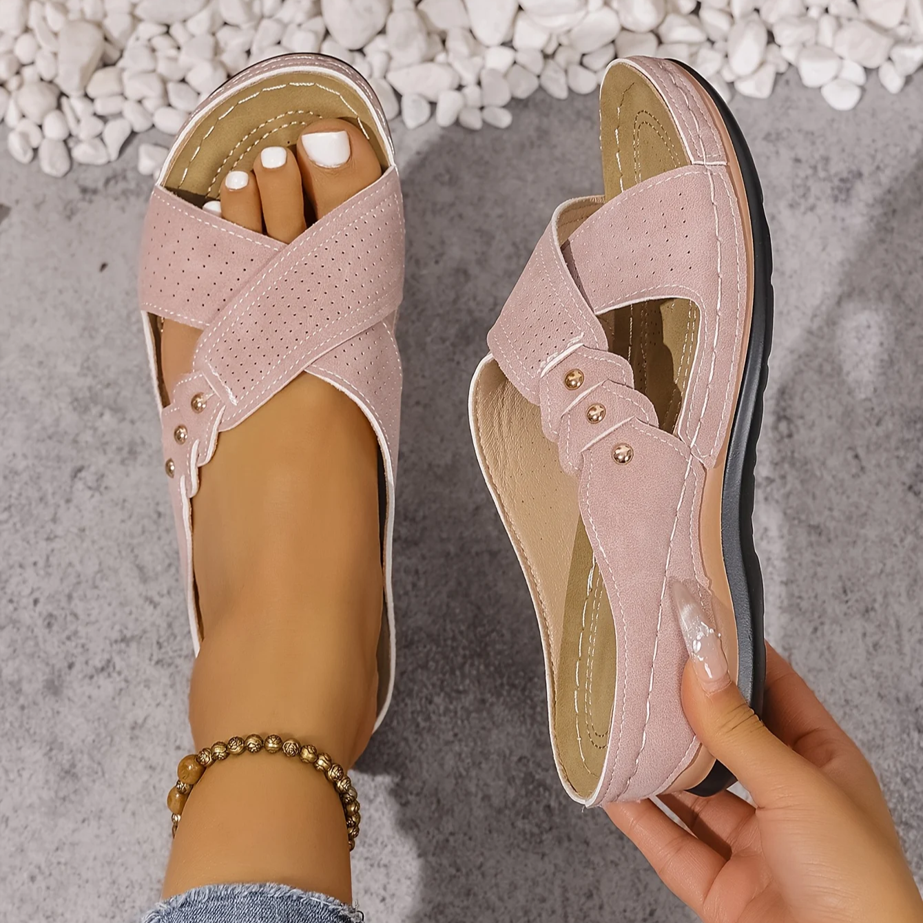 Milada – Ortopedické sandály na klínku pro maximální stabilitu a úlevu nohou