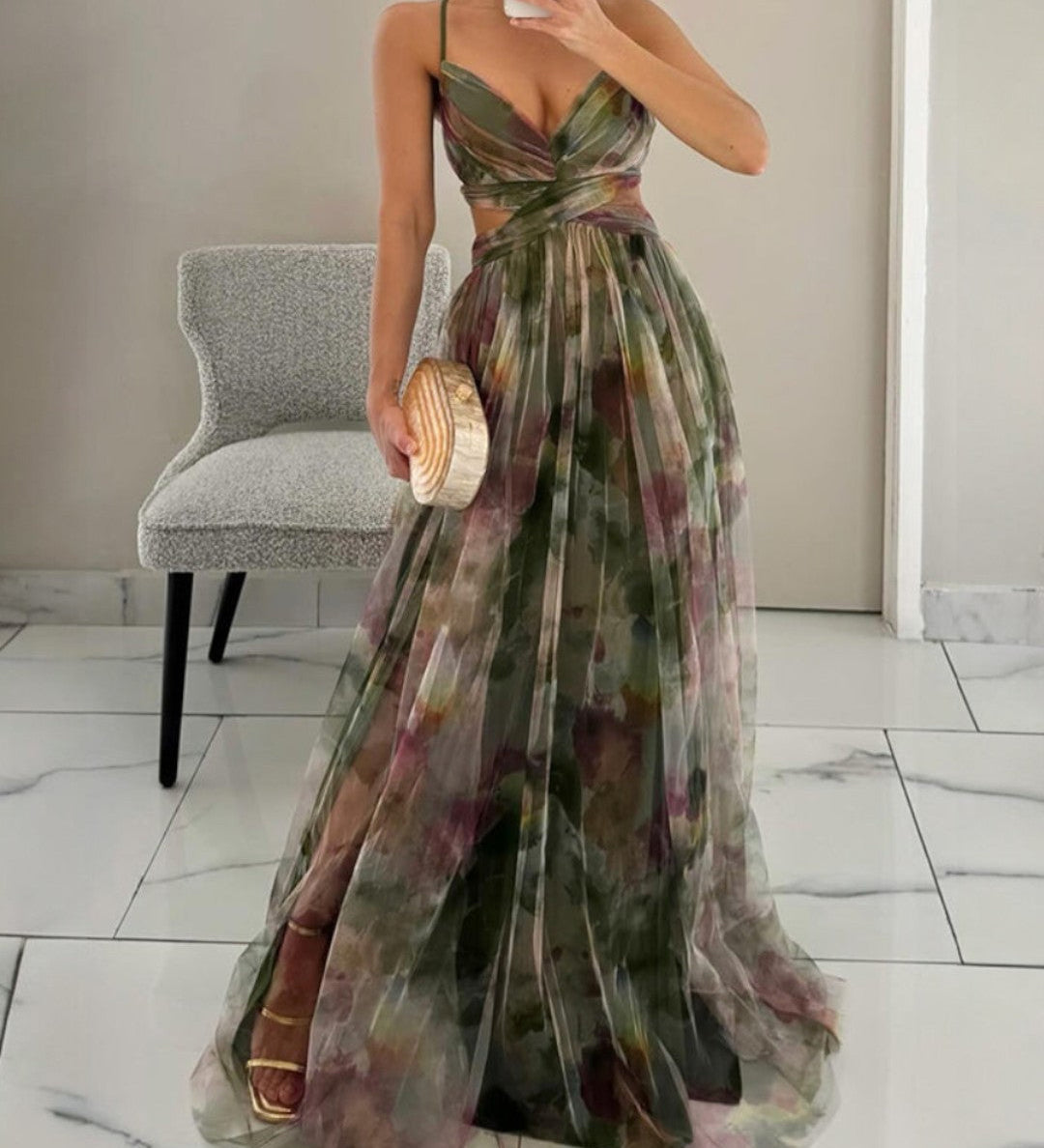 Natálie – Elegantní splývavé šaty pro výjimečné chvíle