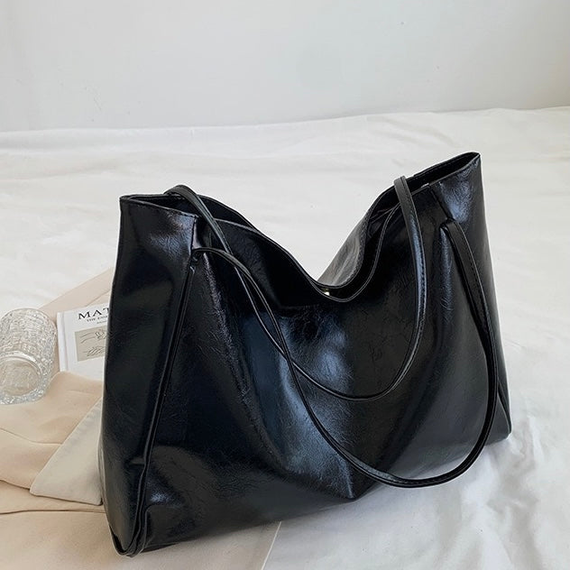 Patricia™ | Glanzende Vegan Leren Handtas