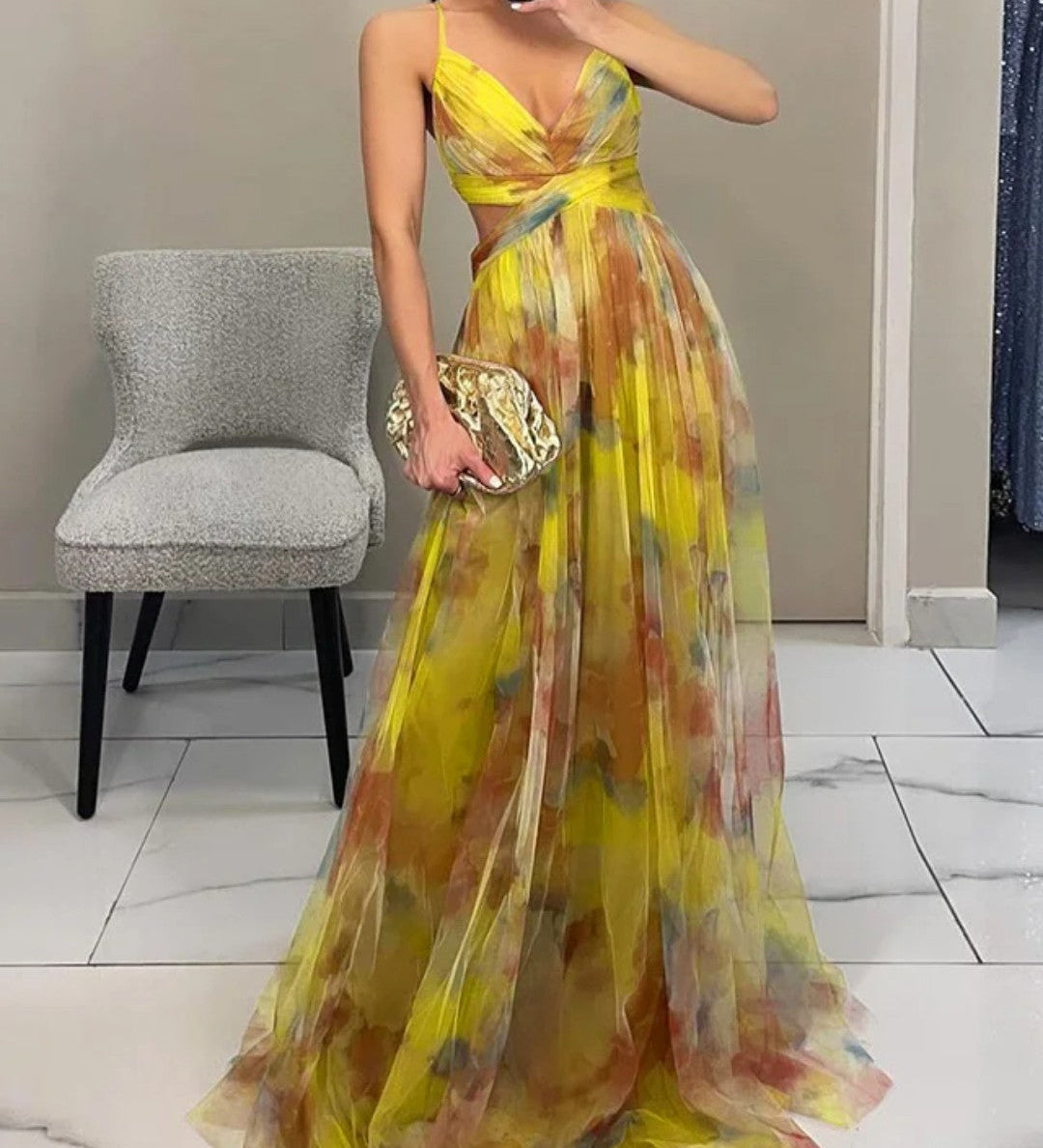 Natálie – Elegantní splývavé šaty pro výjimečné chvíle