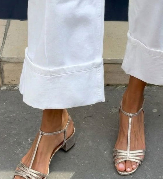 Alena | Zlaté sandály pro každodenní eleganci