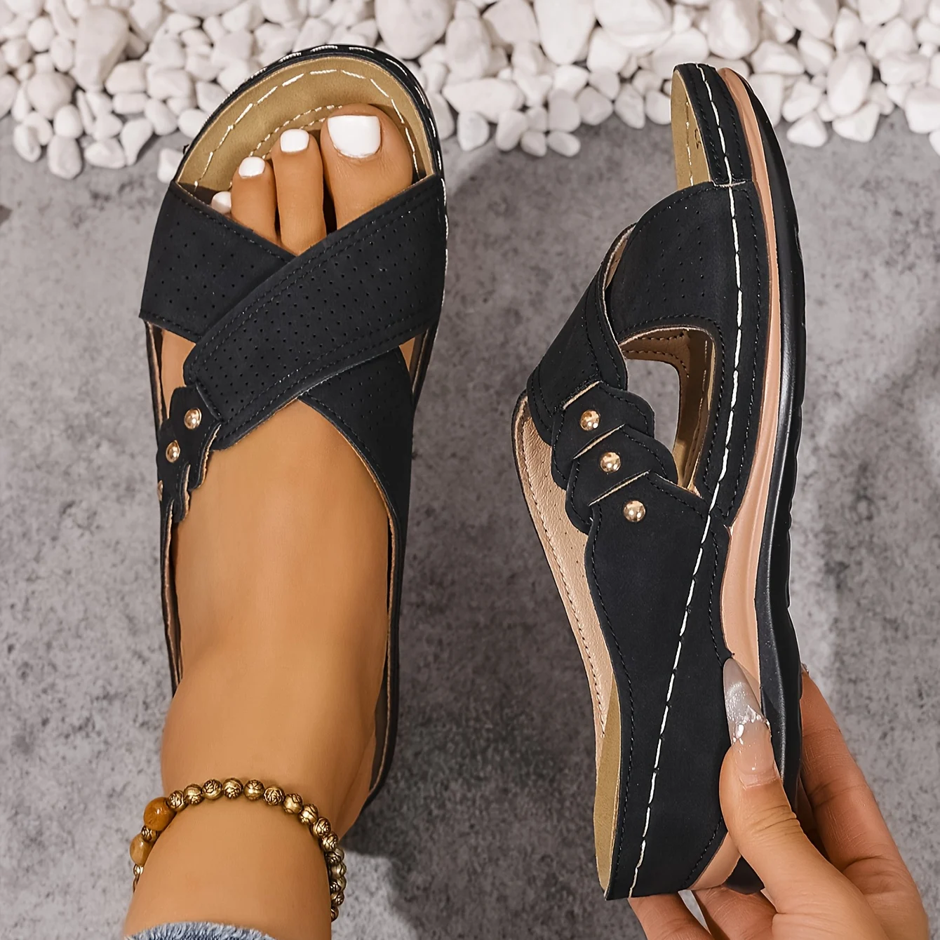 Milada – Ortopedické sandály na klínku pro maximální stabilitu a úlevu nohou