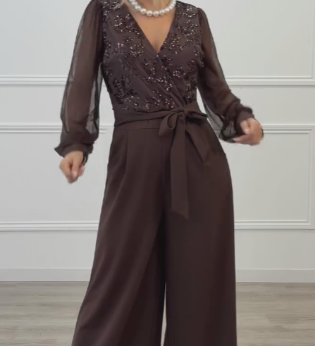 Tereza | Elegantní overal s jemnými detaily a splývavým střihem