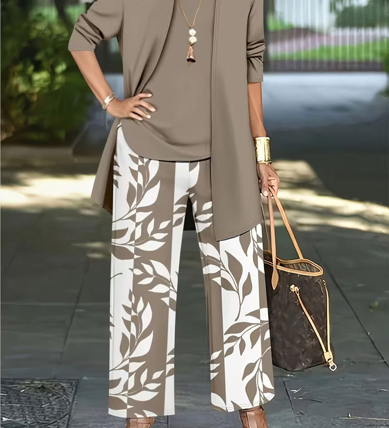 Karin – Elegantní dvoudílná souprava s botanickým vzorem a lehkým topem