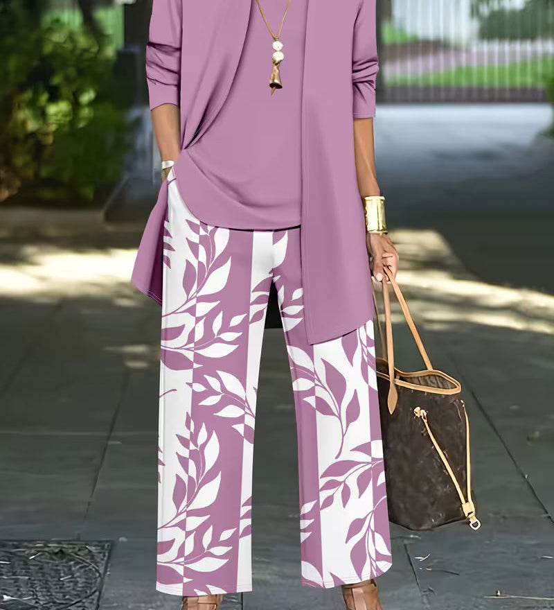 Karin – Elegantní dvoudílná souprava s botanickým vzorem a lehkým topem